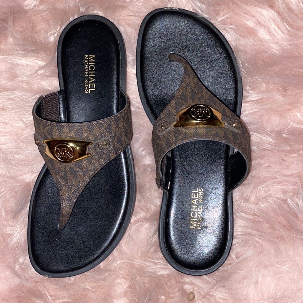 MICHAEL KORS SANDALS 🩴